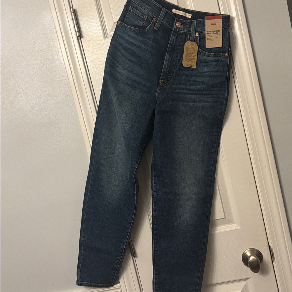 Levi's High-Waisted Mom Jeans - Dark Blue Denim size 4/27 new with tags - Picture 4 of 6